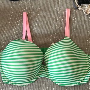 Wear Everywhere Lightly Lined T-shirt Bra from PINK 38DD NWOT